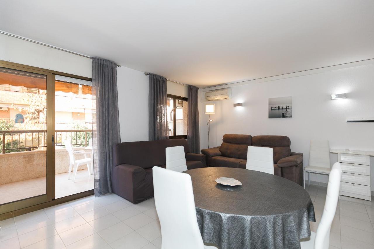 Uhc Stella Maris Apartments Cambrils Esterno foto